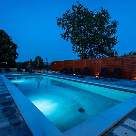 Holiday home Slivari Nedescina