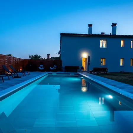 Holiday home Slivari